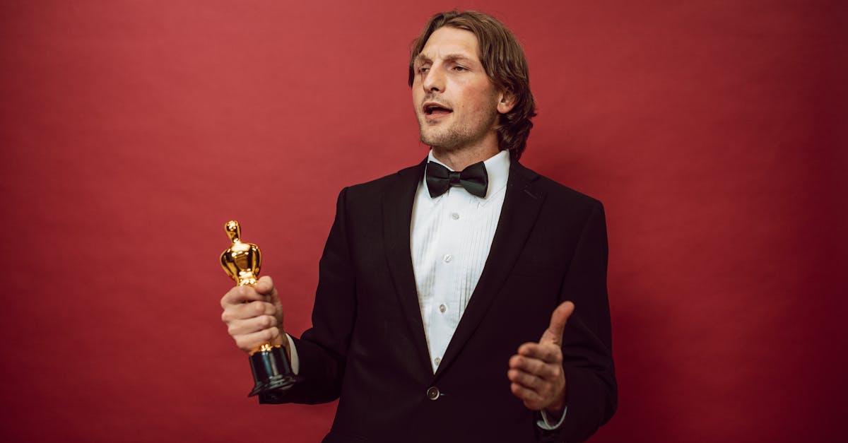 10 Best Man Speech Examples to Inspire You