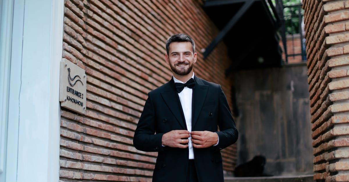 Essential Best Man Duties: A Fun Guide for Groomsmen
