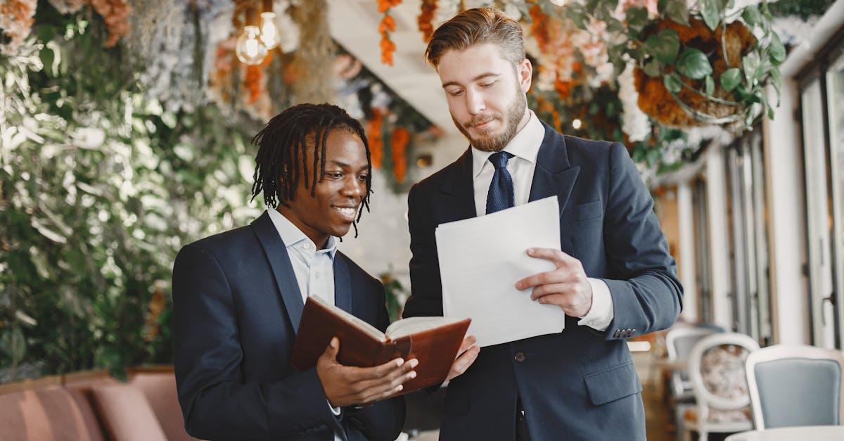 How to End a Best Man Speech: Memorable Closures
