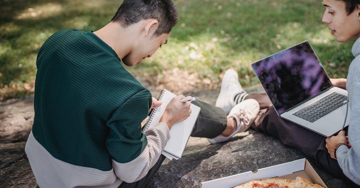 How to Write a Best Man Speech That Inspires